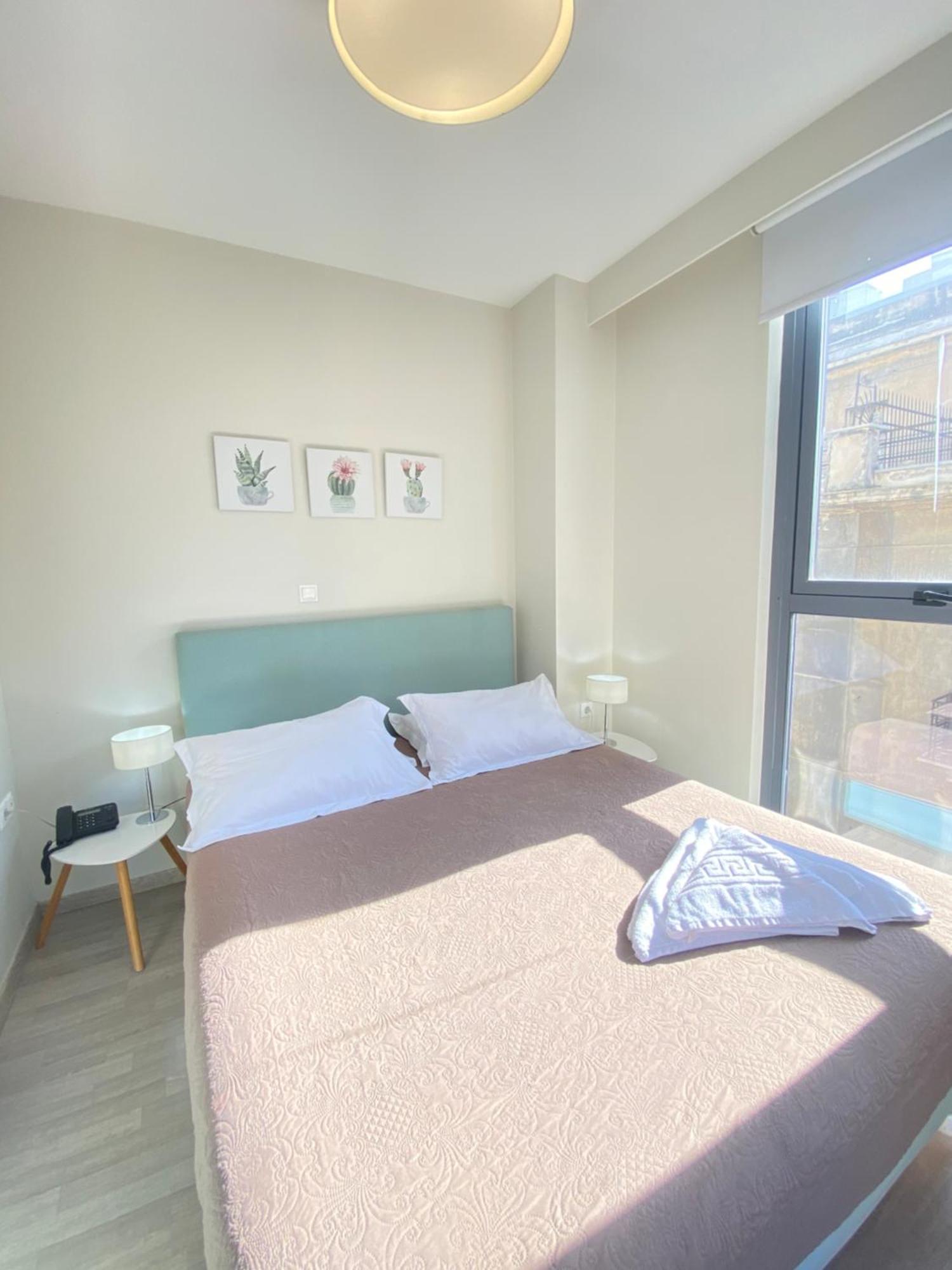 Tins Hotel City - Атина Екстериор снимка