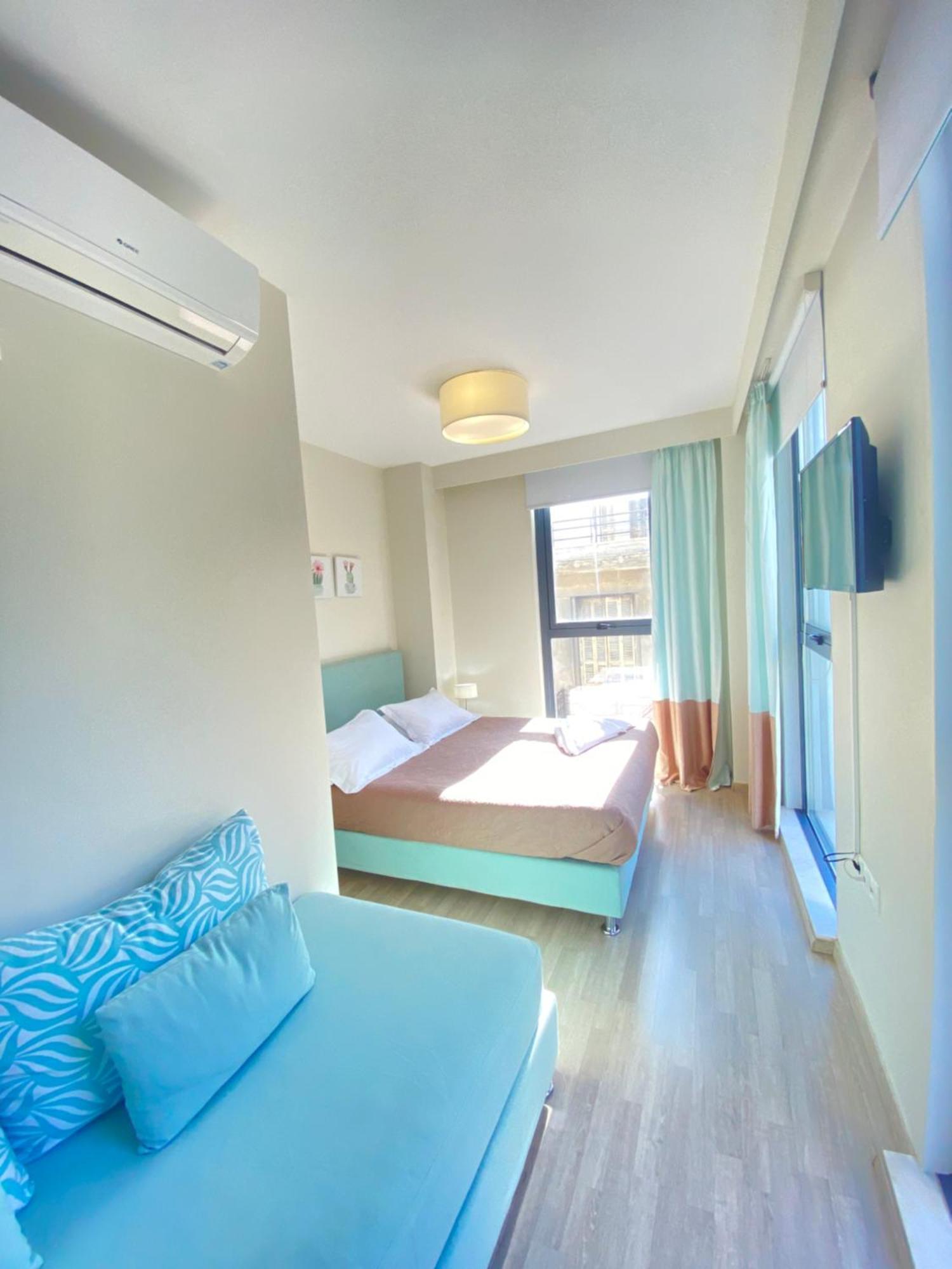 Tins Hotel City - Атина Екстериор снимка