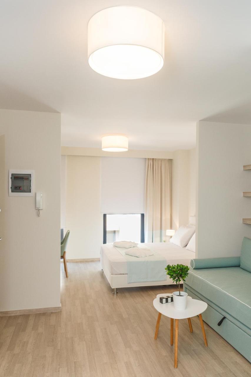 Tins Hotel City - Атина Екстериор снимка